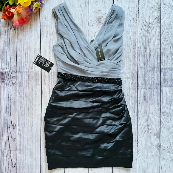 green emerald velvet dress Camellia Lace-Up Chiffon A-Line Dress main image 0